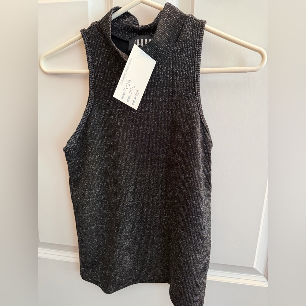 Hazel Boutique tank M/L NWT